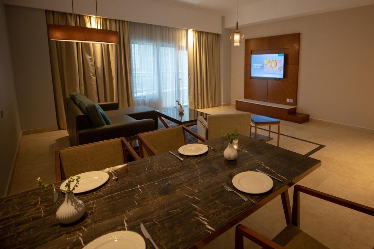 The Seven Hotel Manama Exterior foto